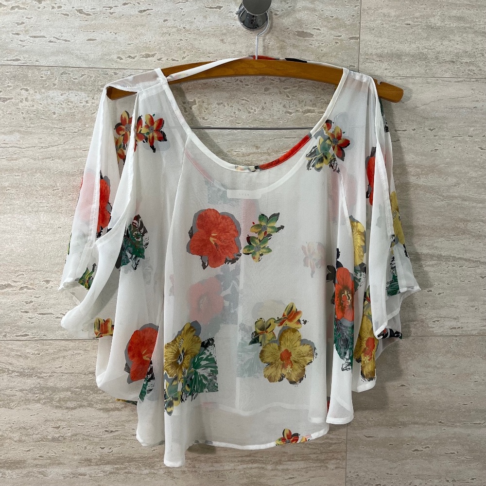 White Blouse with flowers Size Small